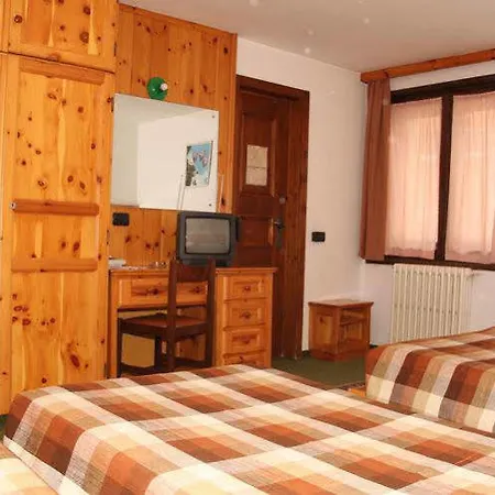 Zodiac Hotel 3*